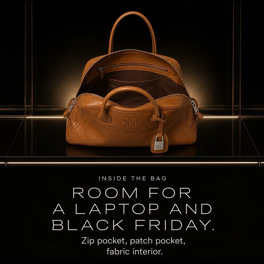 Room for a laptop and Black Friday: a fabric interior with a zip pocket and a patch pocket.